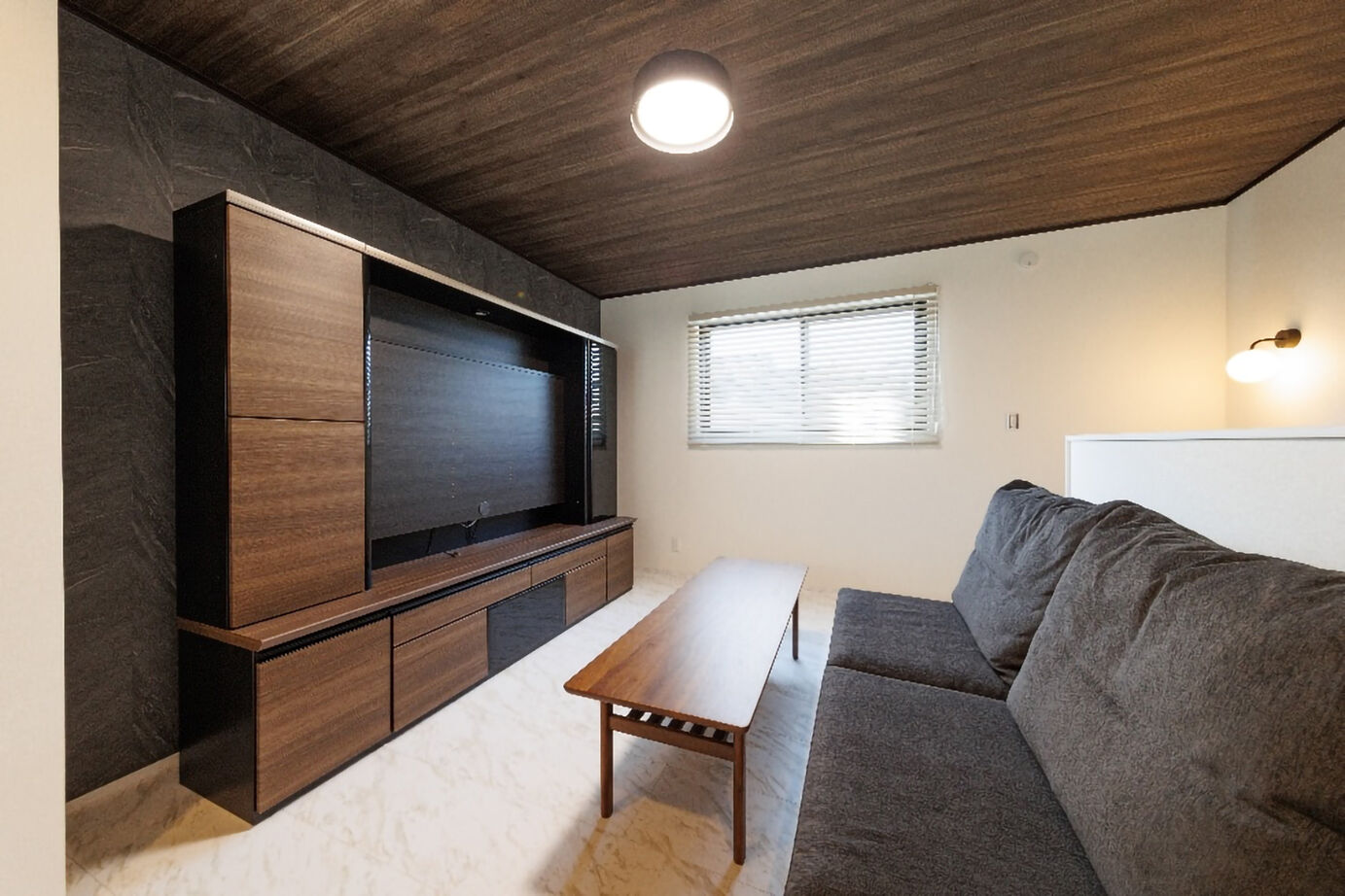 昭栄建設の注文住宅 【さいたま市/3000万円台/40坪台】次代の高い住宅性能と災害への備えも搭載した、ホテルライクな住まいの建築実例画像8