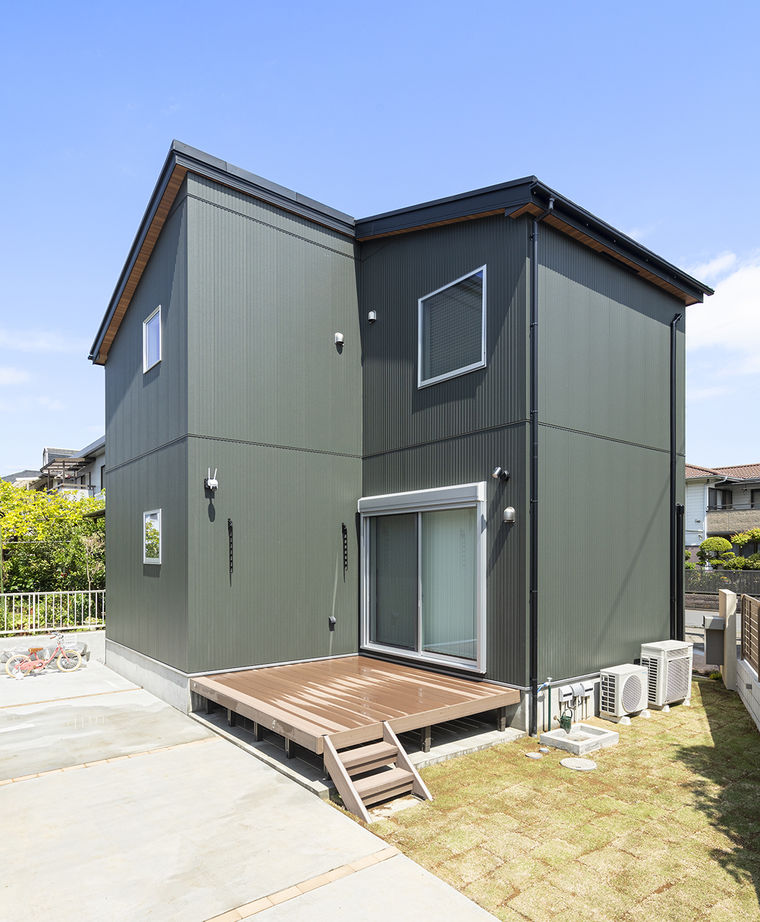 【相模原・八王子・日野】ハタノ木材 【2000万円台／吹抜／家事動線／収納充実／間取図有】ウッドデッキ&ホームシアターで家族を楽しむ!の建築実例画像10