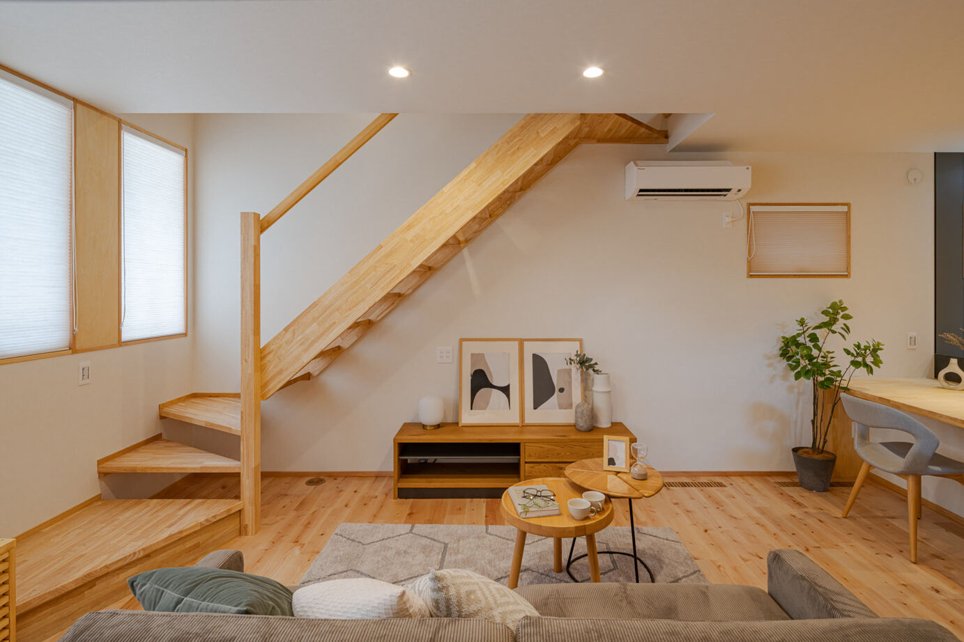 参建 【名古屋市/30坪以下/ZEH】友人がたくさん集まるカウンターのある家の建築実例画像3