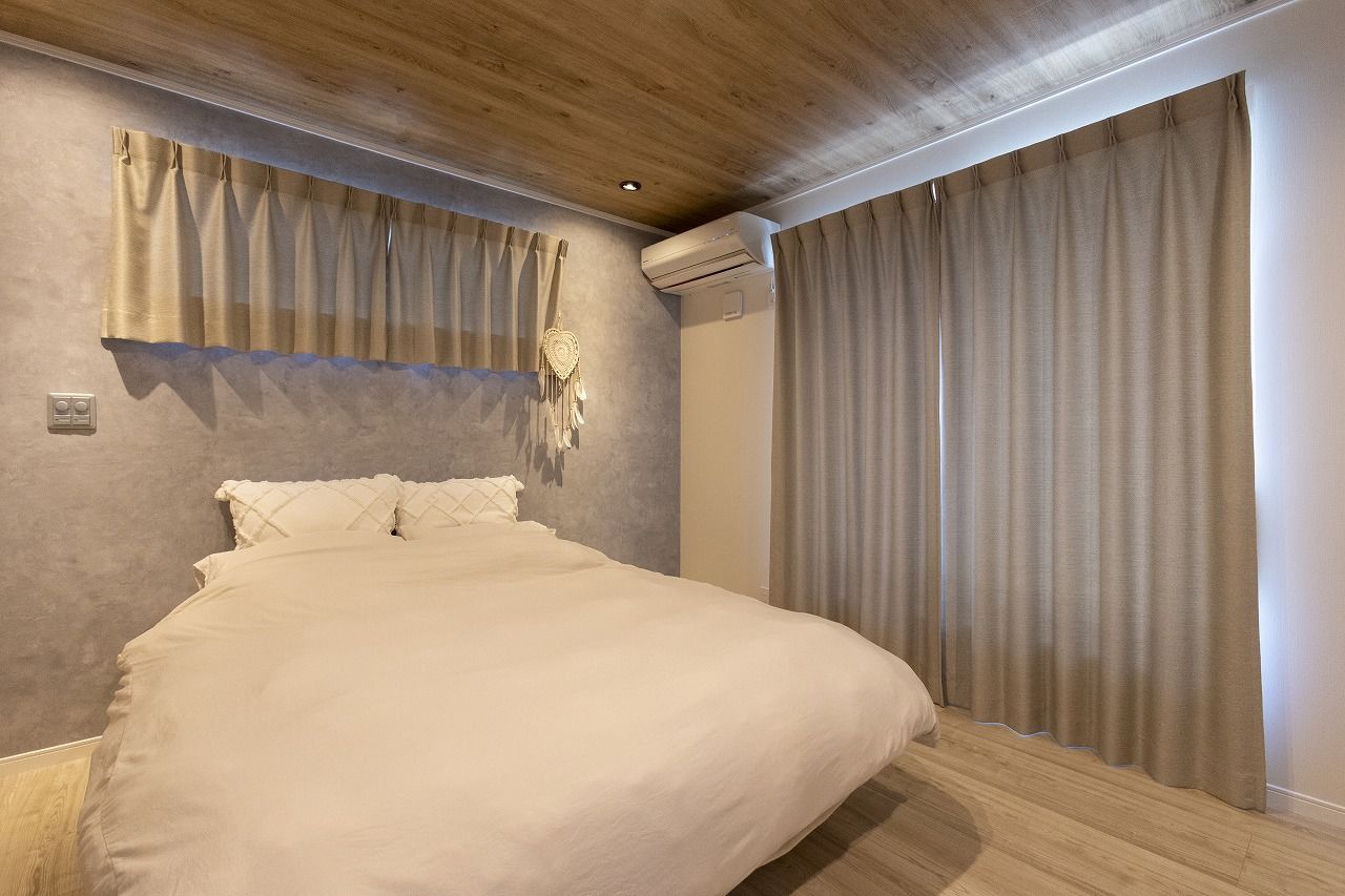 「ゆとりある木の家」　マヤ建設 【2,300万円/間取有/36坪/ガルバニウム外壁】機能的な横並びキッチン。無垢の床材の質感を活かした木の家。の建築実例画像10