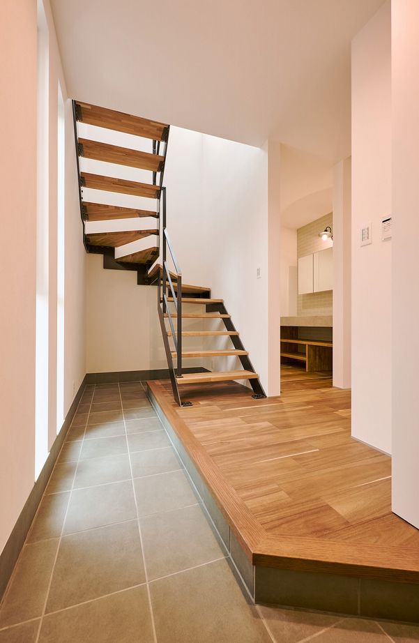 ダイケンアーキテクツ 視線を気にしない2階リビングの住まいの建築実例画像2