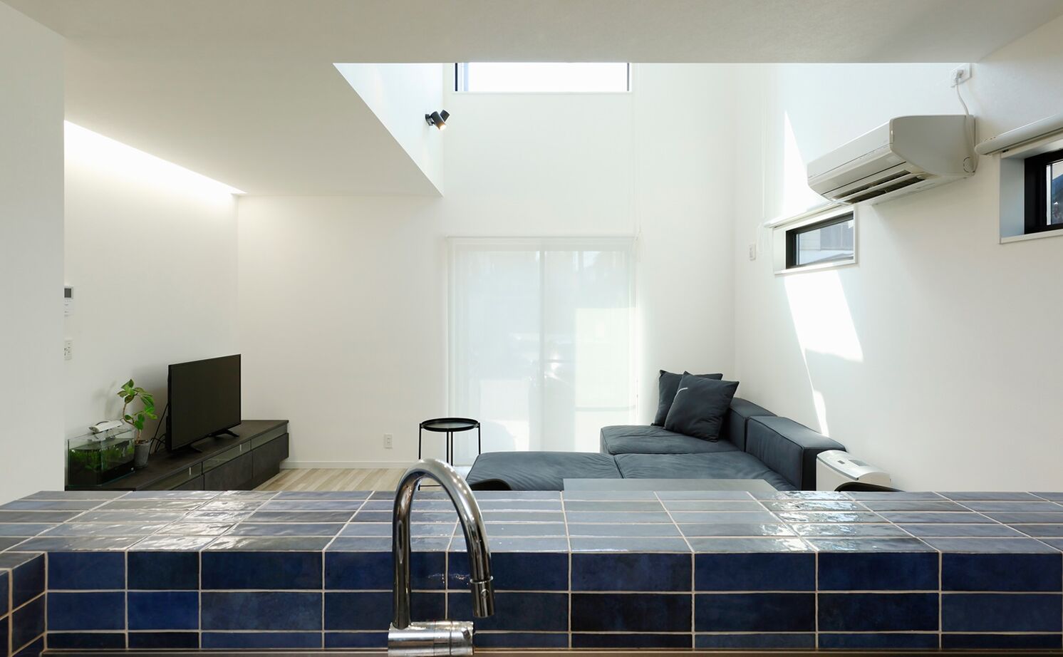 Lien建築設計(旧サロンナビ) 【2000万円台/間取り図有】回遊動線で日々の生活がもっとスムーズに。開放的な吹抜けリビングの住まいの建築実例画像5