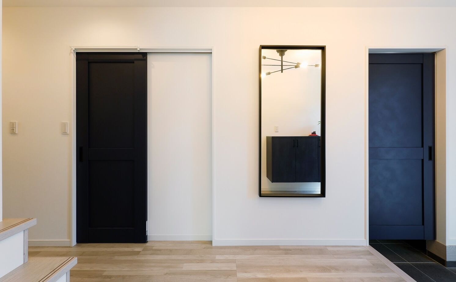 Lien建築設計(旧サロンナビ) 【2000万円台/間取り図有】回遊動線で日々の生活がもっとスムーズに。開放的な吹抜けリビングの住まいの建築実例画像13