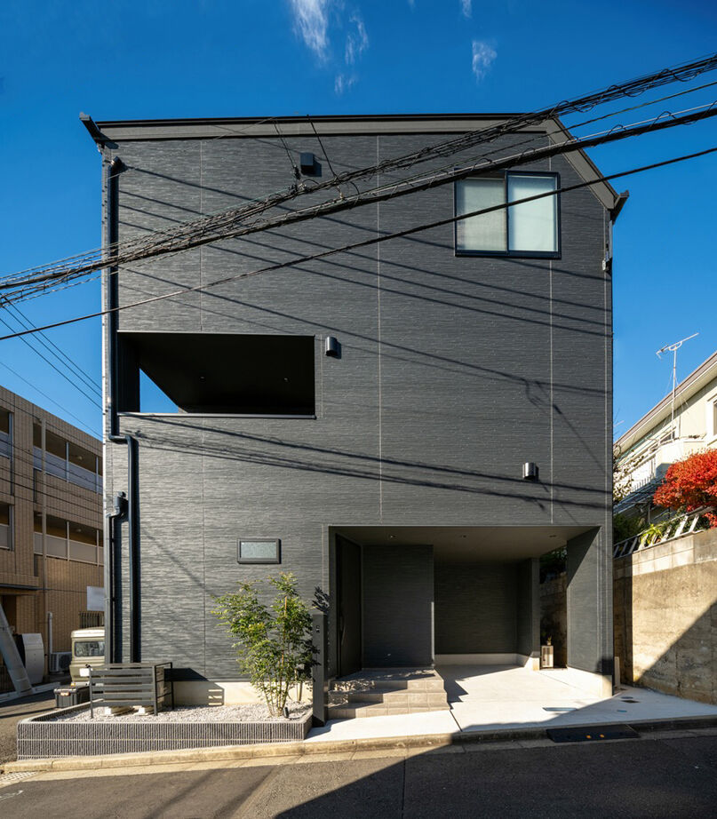 Lien建築設計(旧サロンナビ) 【川崎市/狭小地/間取り図有】家族全員がのびのびと暮らせる、ホテルライクな3階建ての住まいの建築実例画像