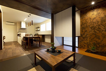成友建設 【3100~3199万円×太陽光発電】和風居酒屋のような優しい空間にこだわった住まいの建築実例画像4