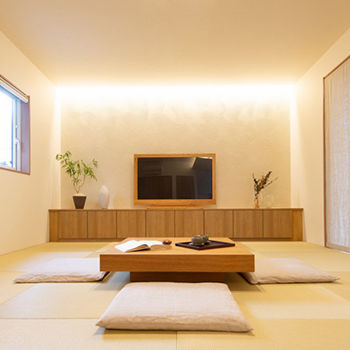 成友建設 【3200～3299万円／平屋】畳張りのリビングで和風旅館のような落ち着く空間にの建築実例画像2