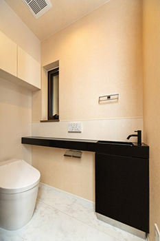 成友建設 【3200～3299万円×耐久性】LDKと和室を一体化し、どこにいても家族の様子が見渡せる住まいの建築実例画像8