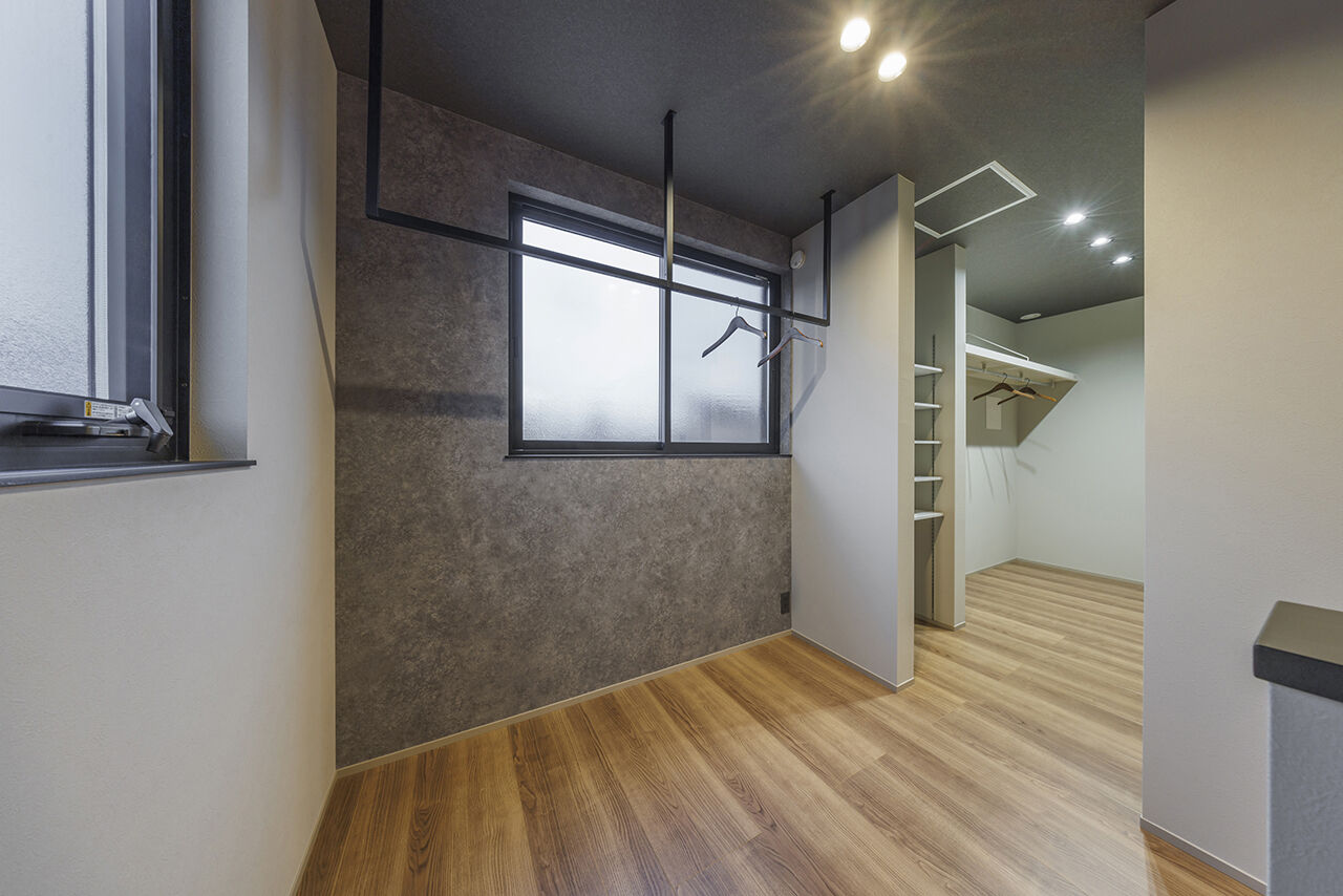 ４u DESIGN HOUSE（フォーユーデザインハウス） 【高山市｜2000万円台｜28坪】グレー×木目で人気のシアトルカフェ風に。暮らしやすくてかっこいい家の建築実例画像7