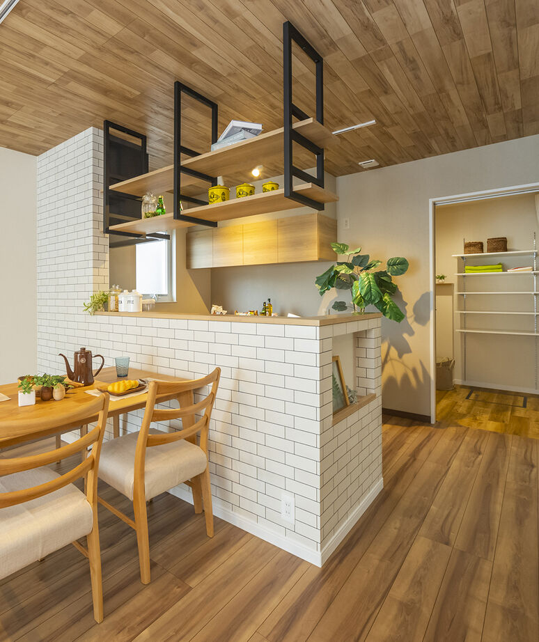 ４u DESIGN HOUSE（フォーユーデザインハウス） 【高山市｜2000万円台｜30坪台】心地よい毎日を叶える、ナチュラルな雰囲気の吹抜けリビングの家の建築実例画像2