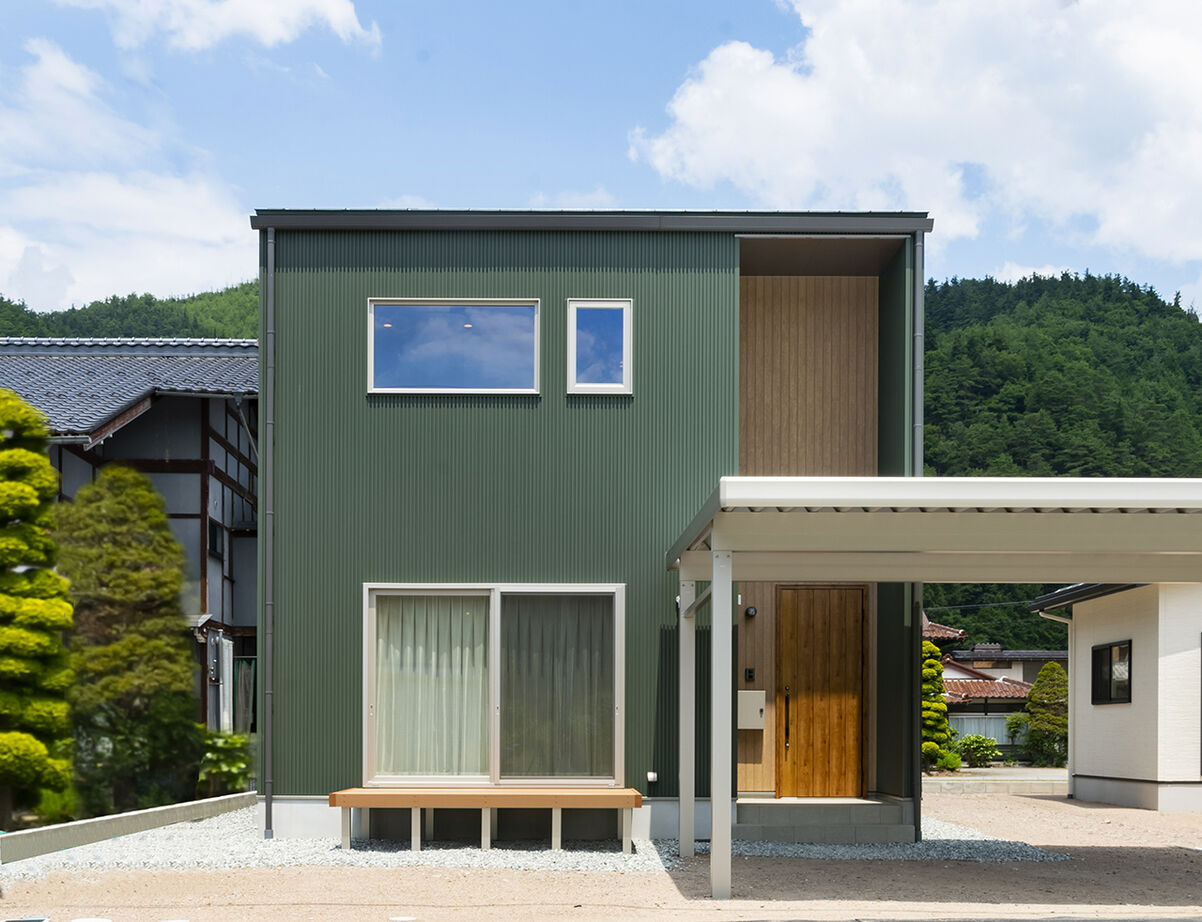４u DESIGN HOUSE（フォーユーデザインハウス） 【高山市｜2000万円台｜30坪台】心地よい毎日を叶える、ナチュラルな雰囲気の吹抜けリビングの家の建築実例画像3