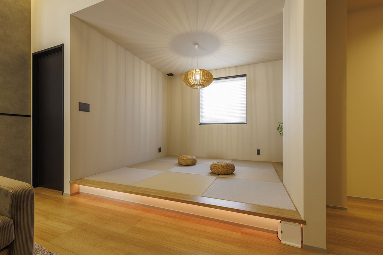 ４u DESIGN HOUSE（フォーユーデザインハウス） 【飛騨市｜1000万円台｜27坪の平屋】リビングは平屋とは思えない開放感。通り土間に薪ストーブのある家の建築実例画像4