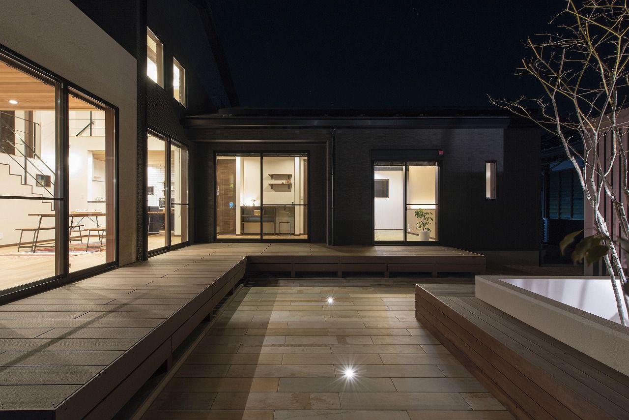 東海住宅　エンジョイホーム 2階建て｜ZEH仕様｜吹き抜け大空間｜中二階に畳コーナー｜ビルドインガレージ｜気密断熱性が高い快適温度の家の建築実例画像10