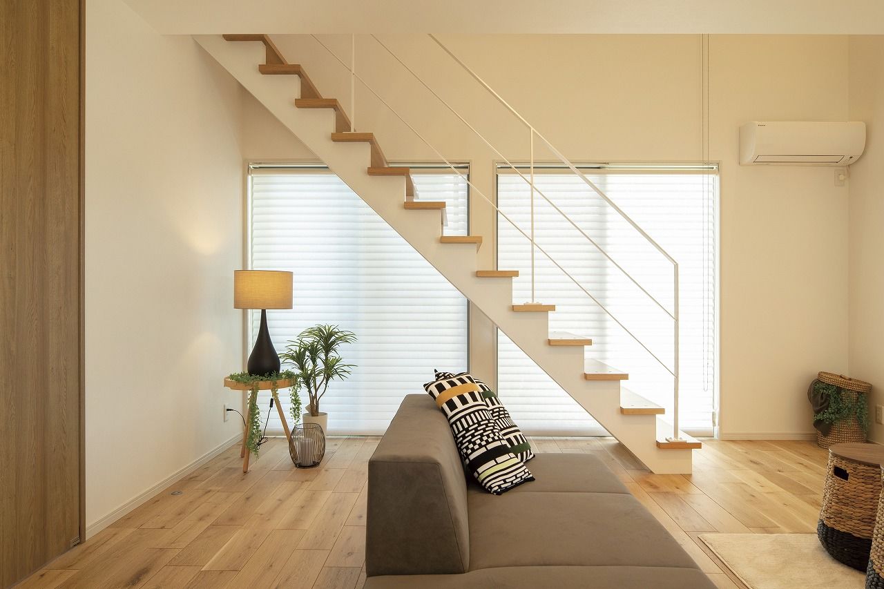 東海住宅　エンジョイホーム 2階建て｜インナーガレージ｜広々LDK｜美しさ×住みやすさを追求した家の建築実例画像6