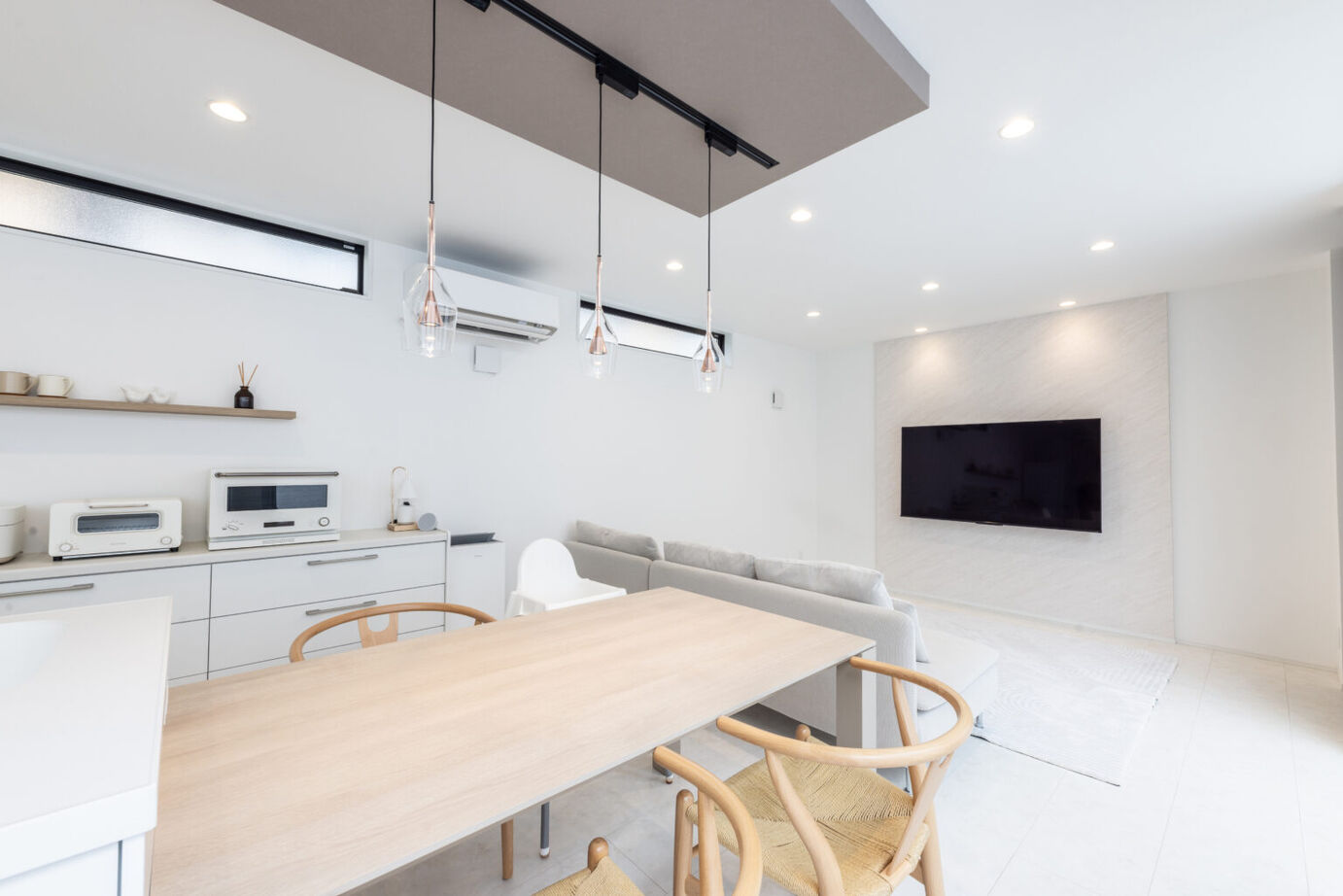 東海住宅　エンジョイホーム 平屋｜中庭｜ロの字｜ゆったりLDK｜プライバシーと開放感を両立した家族でくつろげる住まいの建築実例画像4