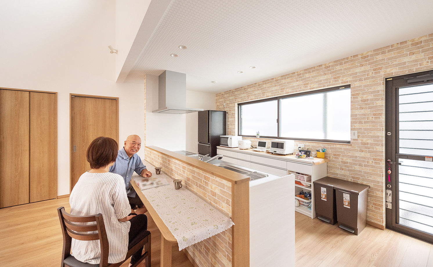 田原建設 【平屋/１000万円台/長期優良住宅】料理、家呑み、くつろぎの時間…。暮らしを満喫する大空間の平屋の建築実例画像2