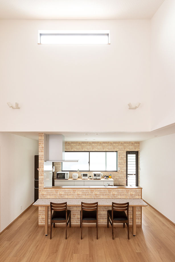 田原建設 【平屋/１000万円台/長期優良住宅】料理、家呑み、くつろぎの時間…。暮らしを満喫する大空間の平屋の建築実例画像4