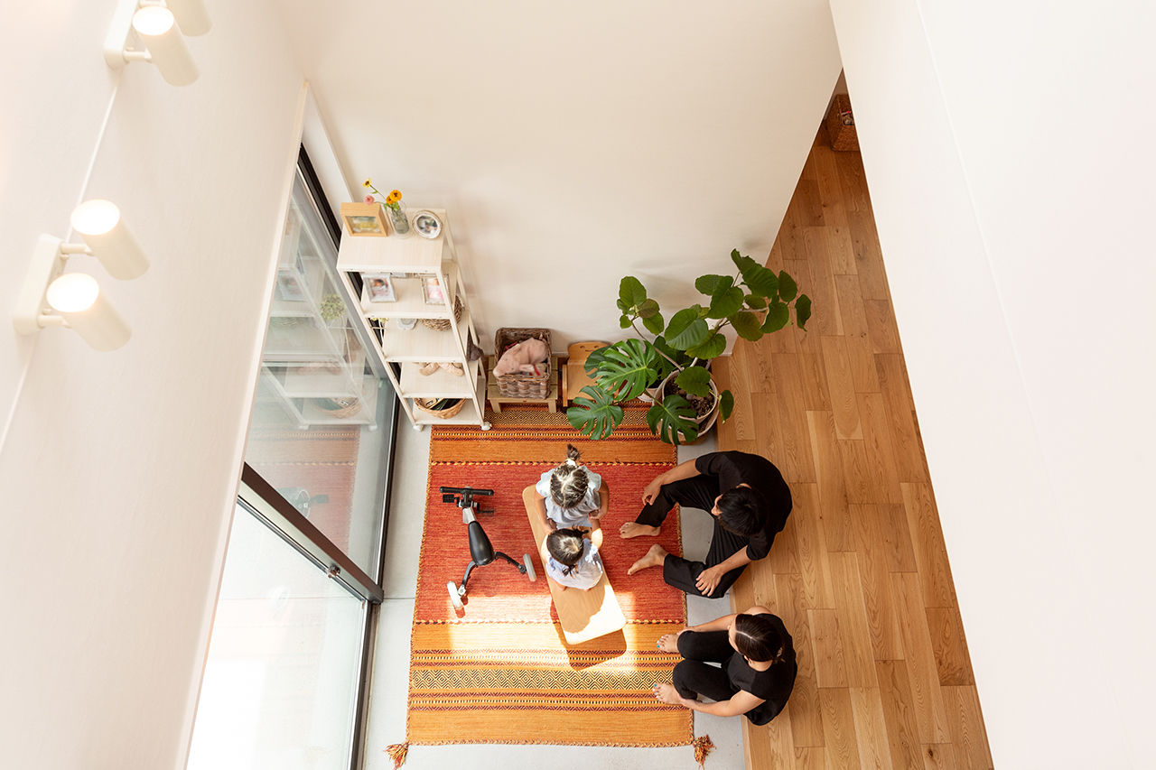 田原建設 【2000万円台/京都/土間/長期優良住宅】自分たちらしい暮らし。リビングと庭をつなぐ土間スタイルの家の建築実例画像4