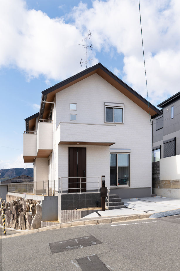 田原建設 【2000万円台/大阪/長期優良住宅】間取りや照明計画がお気に入り。広々LDK＆音楽ルームが魅力の開放的な家の建築実例画像10