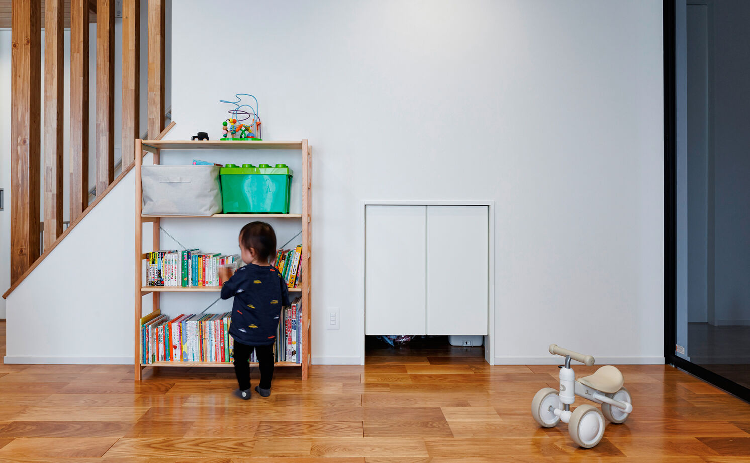 矢橋林業　矢橋の家 【2000万円台/30坪台/間取り図】グレーに木の温もりをプラス。「この動線のおかげで家事ラクが叶いました」の建築実例画像10