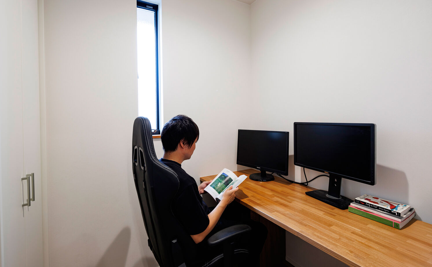 矢橋林業　矢橋の家 【2000万円台/30坪台/間取り図】グレーに木の温もりをプラス。「この動線のおかげで家事ラクが叶いました」の建築実例画像16