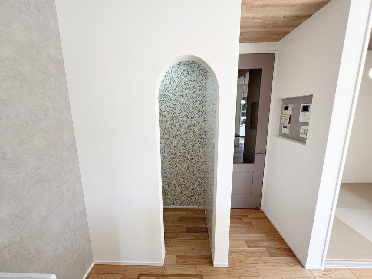 松尾ハウジング 【狭山市/37.6坪/間取り図有】ぐるりと回遊できるスムーズな動線が便利なカフェ風の住まいの建築実例画像3