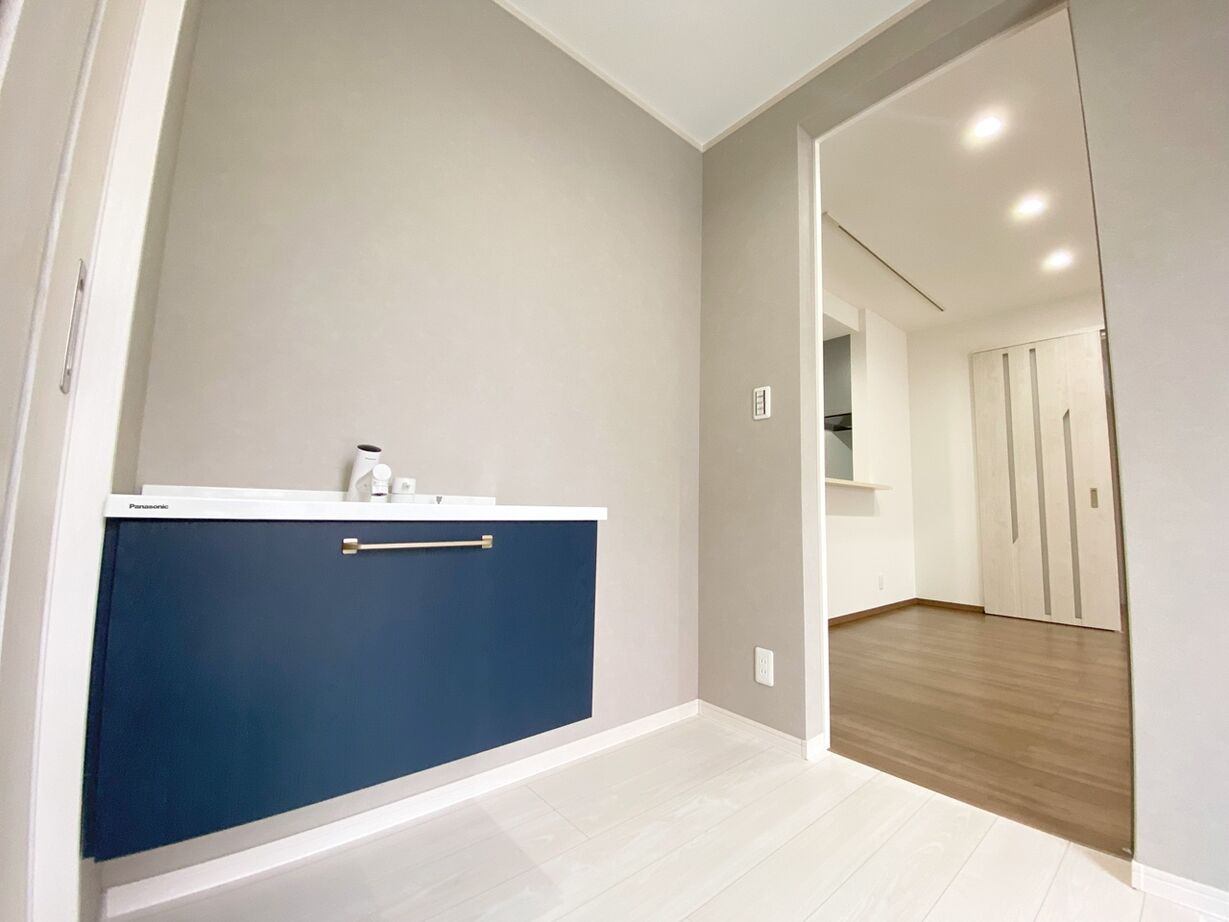 松尾ハウジング 【平屋/38.8坪/間取り図有】効率的な家事動線＆開放的な勾配天井リビングが自慢の平屋の建築実例画像9