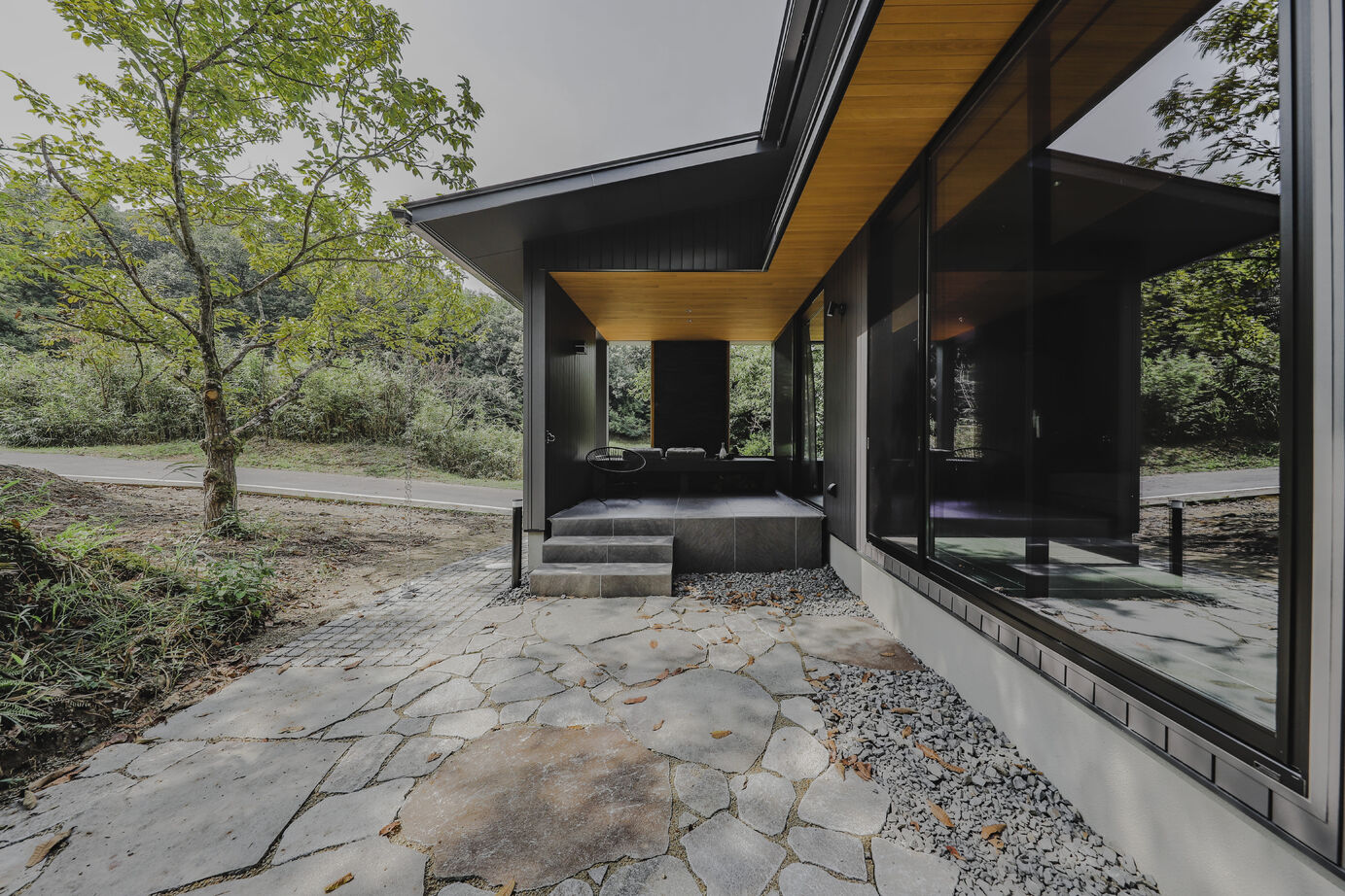 ｌａ ＣＡＳＡ　(ラ・カーサ) 【瀬戸市/平屋/自然素材】森の中のアウトドアリビングがある暮らしの建築実例画像7