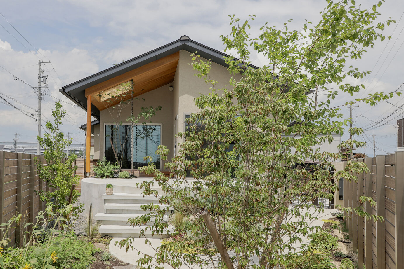 ｌａ ＣＡＳＡ　(ラ・カーサ)の建築実例画像