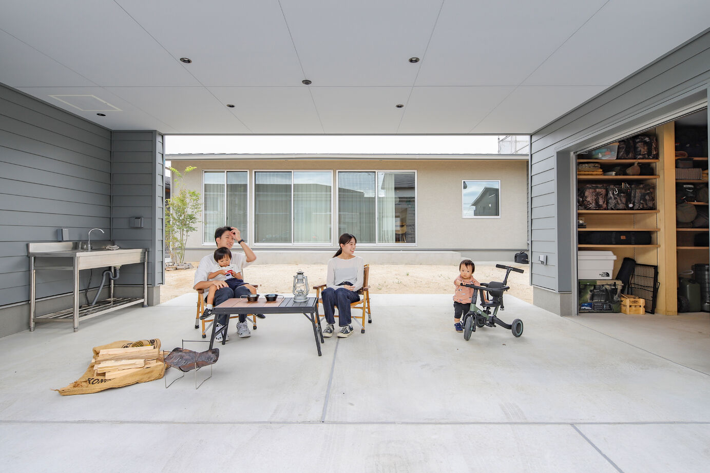 ｌａ ＣＡＳＡ　(ラ・カーサ) 【蒲郡市/ガレージ/平屋】ベースキャンプガレージで楽しむアウトドアライフの建築実例画像2