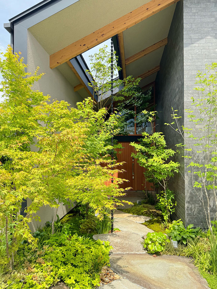 ｌａ ＣＡＳＡ　(ラ・カーサ) 【名古屋市/インナーガレージ/トラス構造/大空間/天窓】愛車と過ごせる上質なガレージハウスの建築実例画像2