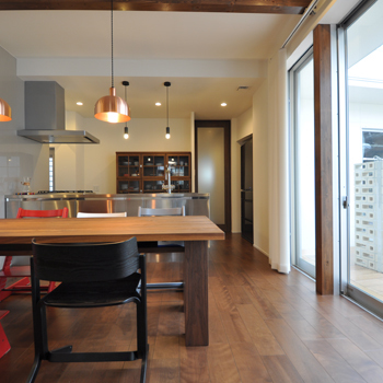 ＨＡＴＴＯＲＩ 【愛知県×平屋×中庭】中庭を囲むオシャレな平屋。　プライバシーが守られた、5人で暮らすロの字型住宅の建築実例画像3