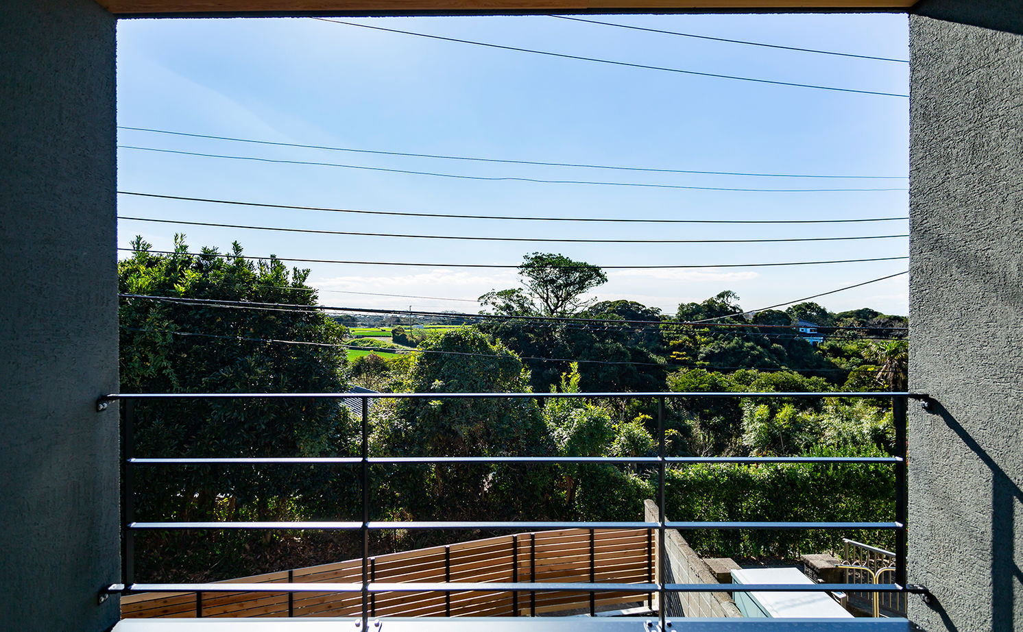 スタジオカーサ　一級建築士事務所 【2580万円/2LDK/ビルトインガレージ/土間】設計力の高さに魅かれて依頼！土間玄関のある家の建築実例画像6