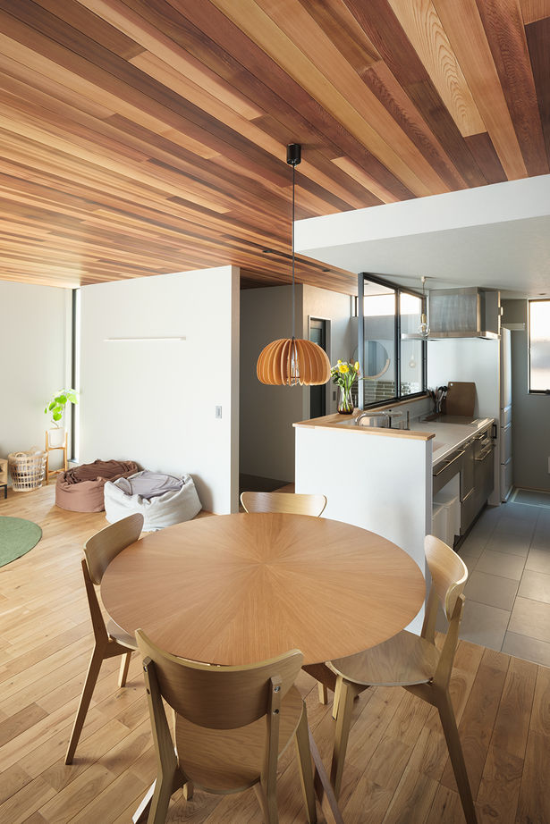 スタジオカーサ　一級建築士事務所 【2700万円/29坪/家事ラク】親も子どもものびのびと暮らす。設計士と建てた“家族の顔がみえる”家の建築実例画像3