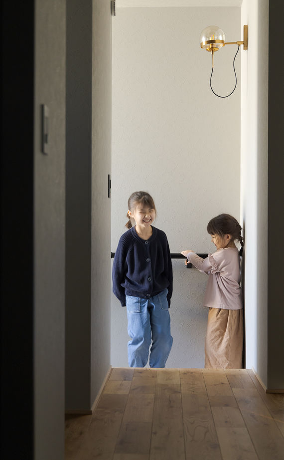 スタジオカーサ　一級建築士事務所 【2700万円/29坪/家事ラク】親も子どもものびのびと暮らす。設計士と建てた“家族の顔がみえる”家の建築実例画像13