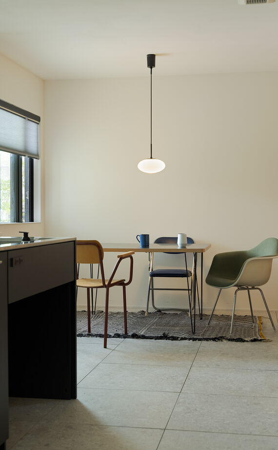 スタジオカーサ　一級建築士事務所 【5120万円/48坪/移住】木×ガラスブロック×タイルなど異素材をMIXした空間。全館空調も心地よさをプラスの建築実例画像7