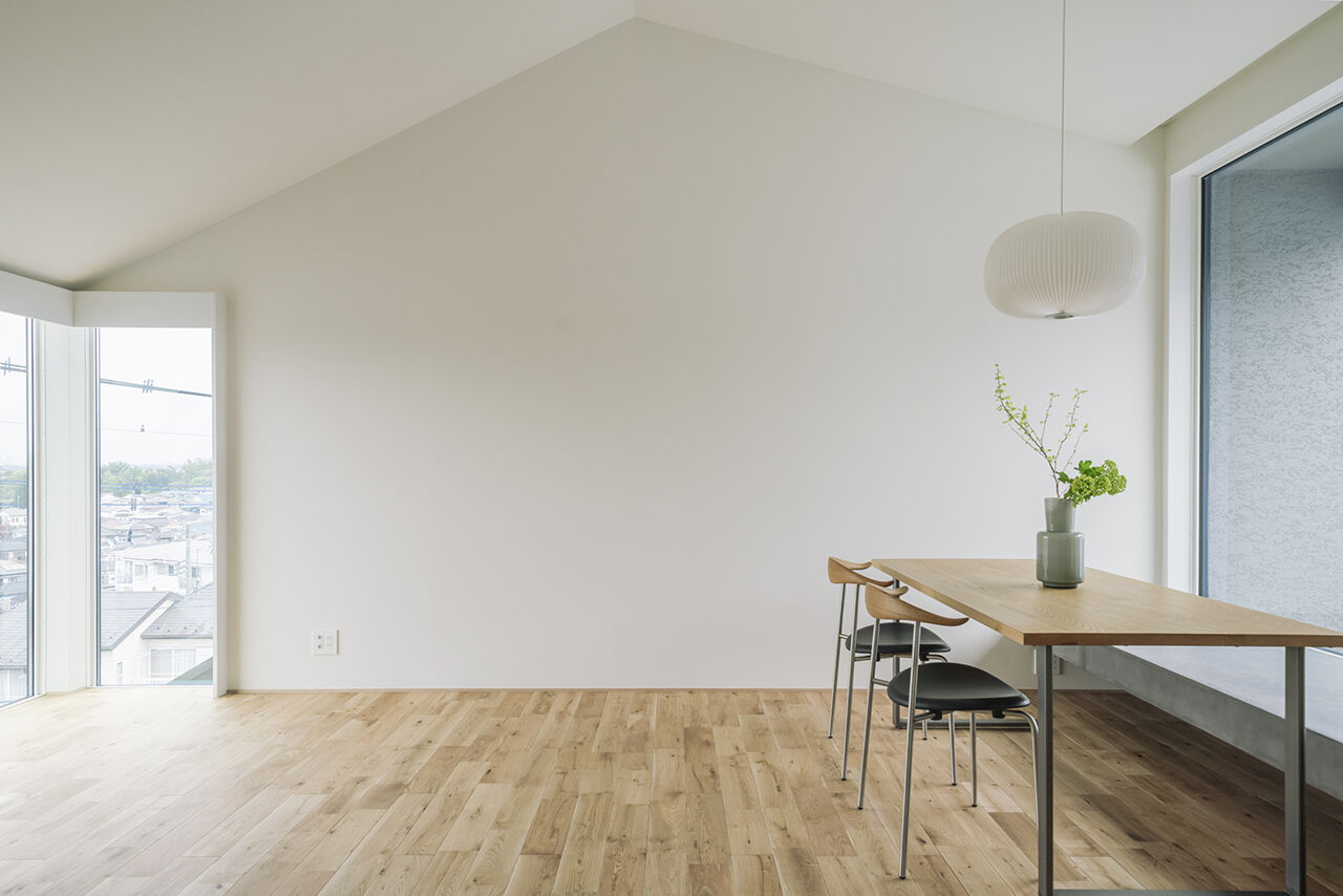 スタジオカーサ　一級建築士事務所 【3123万円/30坪/2階リビング】空を身近に感じる暮らし。穏やかな眺望に心が癒される、丘陵地に建つ住まいの建築実例画像7