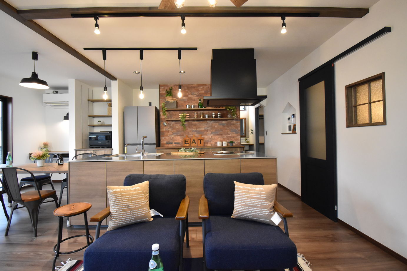 SHiFT.（中通り）の建築実例画像