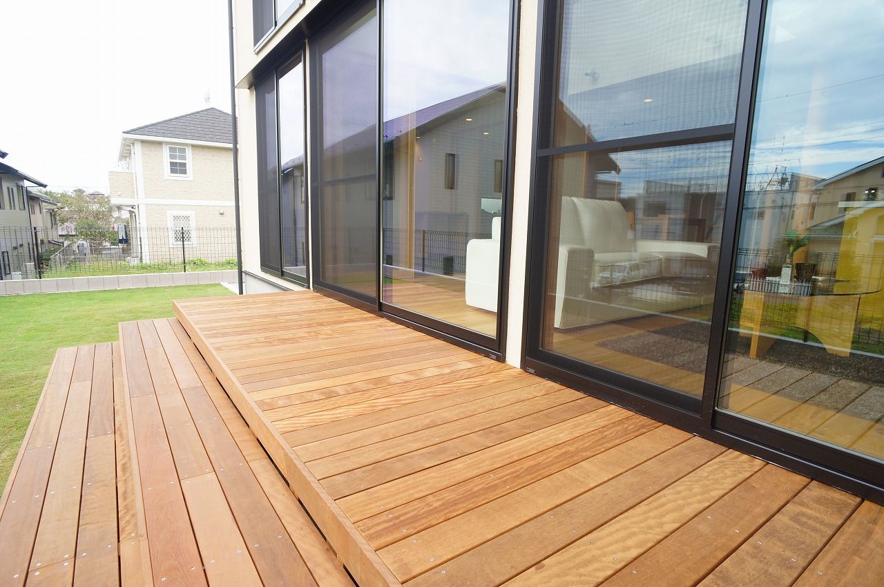 【横須賀/湘南/横浜】かつ七興産 【2200万円/吹抜け/間取り図あり】ウッドデッキと繋がる明るく開放的な大開口リビングと家事ラク動線の家の建築実例画像10