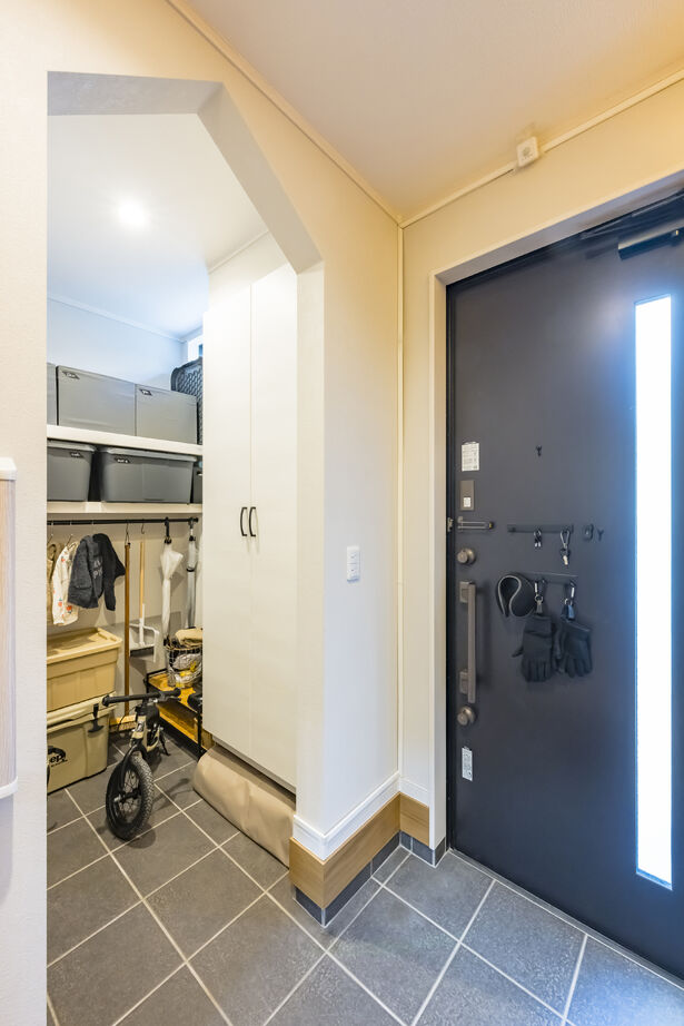 つくみホームズ 【20坪台/1000万円台/間取り図有】おうち時間をもっと楽しく。吹抜け階段のあるおしゃれなカフェ風の家の建築実例画像8