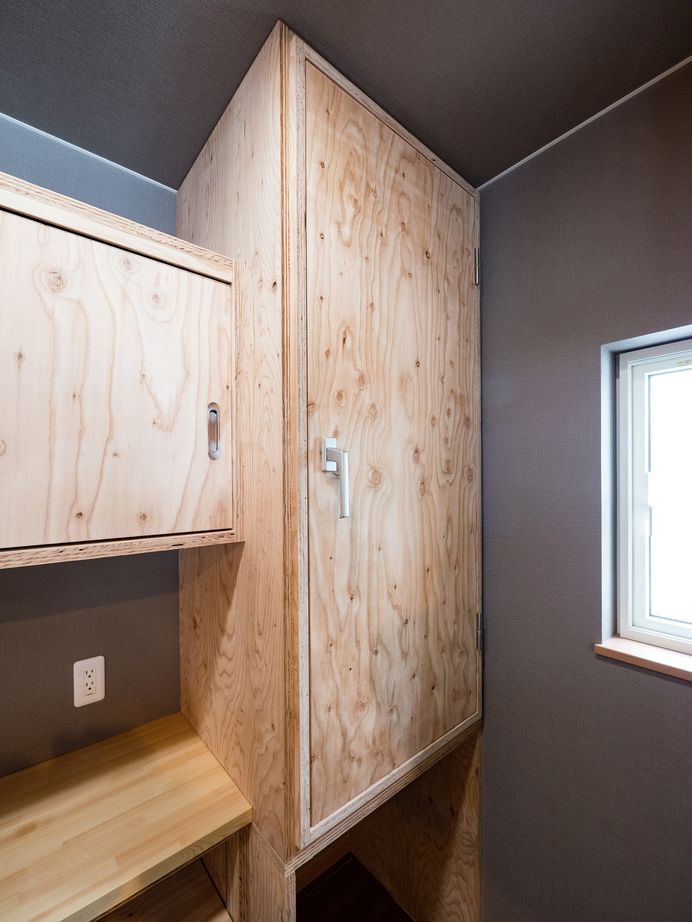 晃和住宅 【石狩市×3LDK×吹抜】いつもキャンプ帰りのような気分で住める、木を活かした土間のある家の建築実例画像8