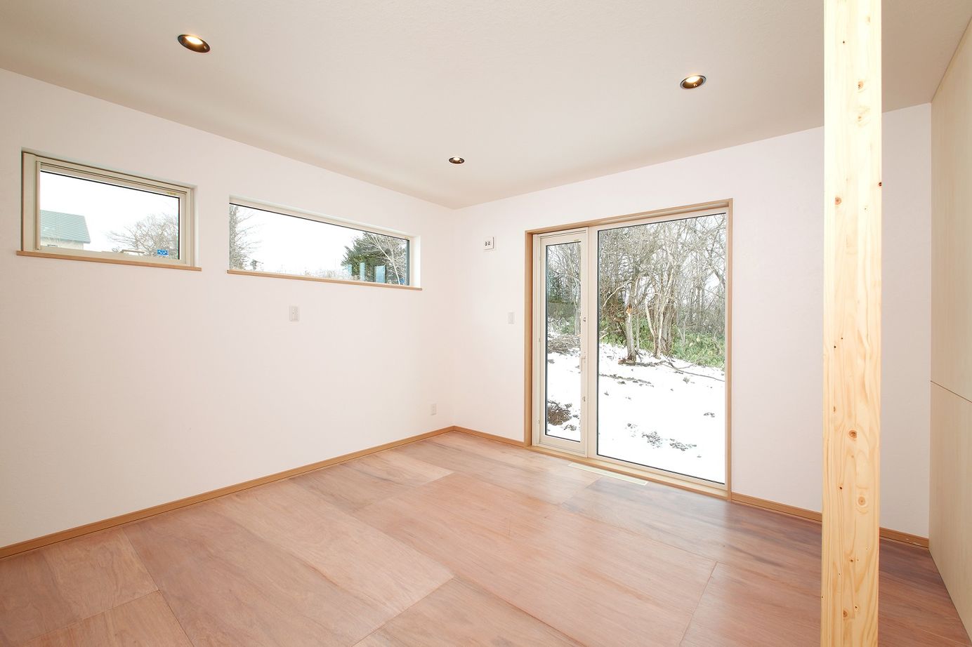 晃和住宅 【ウッドデッキ×和室×無垢材】時が経つほどに深みが増す、木目の美しさ際立つ「四季を感じる木の家」の建築実例画像7