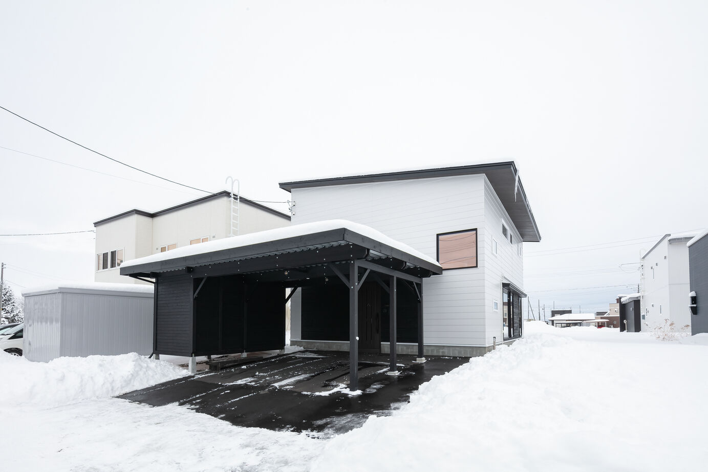 晃和住宅 【吹抜け/スキップ/現し天井】空間がスキップする4層構造　吹抜けの階段、天井は木現しの建築実例画像6