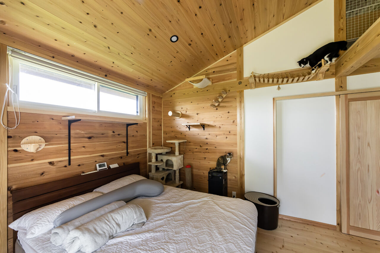 佐七建設 【3LDK+S/31坪/平屋ライク】薪ストーブの炎がゆらぎ、猫とまどろむ。自然素材とともにある、なごみの家の建築実例画像10