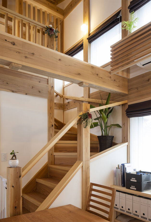 佐七建設 【3LDK/34.5坪/平屋ライク】畳の感触と子どもの笑い声が、暮らしに交差する。畳リビングのぬくもりの家の建築実例画像6