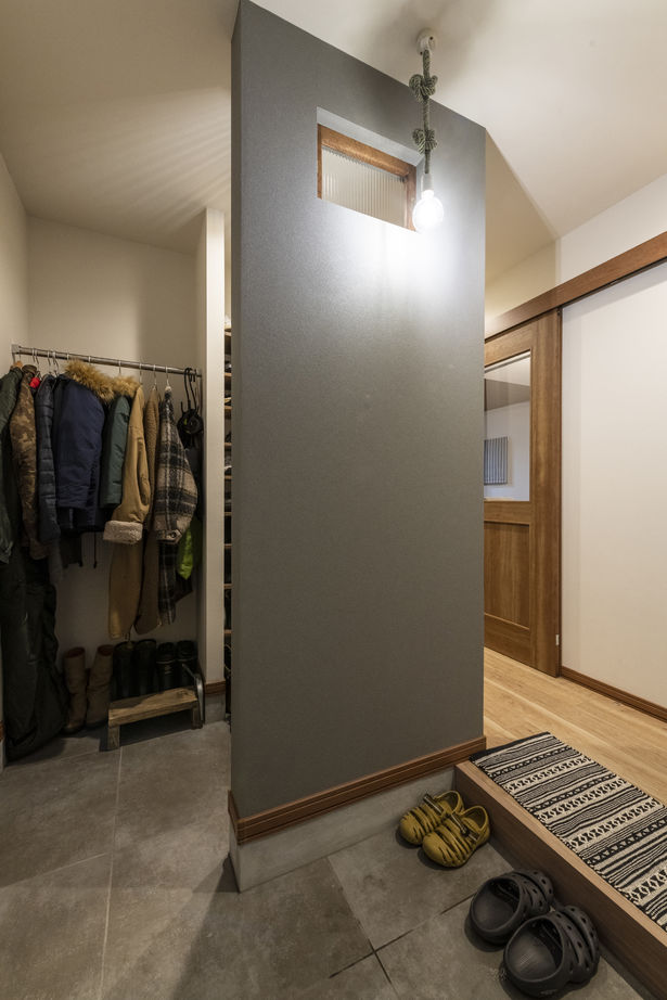 DAhome　(ディーエーホーム) 間取り図有　砂川　ガレージから始まる家づくり。ビルドインガレージと１．５階で家族が共に暮らしを楽しむの建築実例画像3