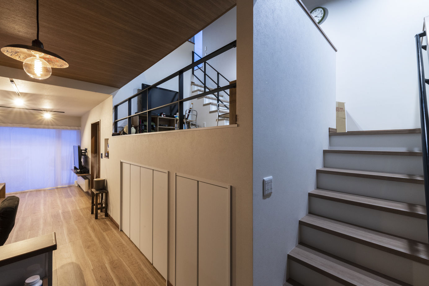 DAhome　(ディーエーホーム) 間取り図有　砂川　ガレージから始まる家づくり。ビルドインガレージと１．５階で家族が共に暮らしを楽しむの建築実例画像18