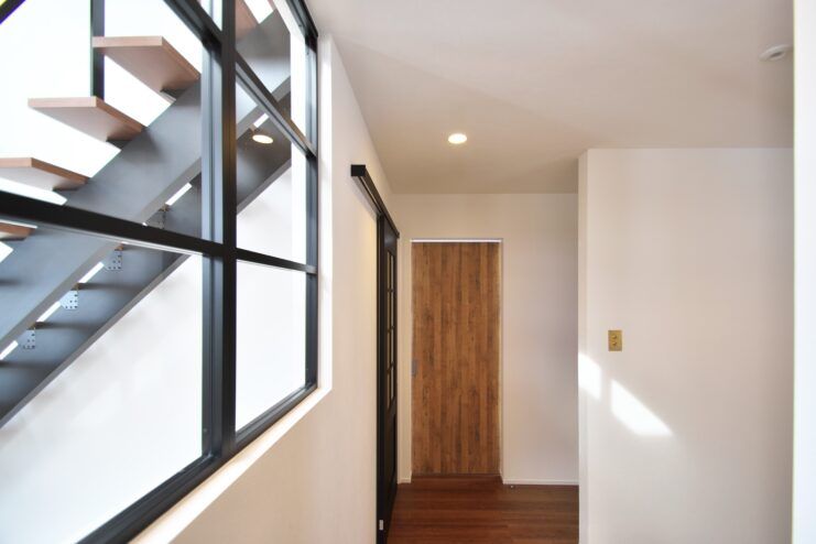 DAhome　(ディーエーホーム) 田園に囲まれた山々を望む敷地にカフェテイストの住空間。のどかを楽しむ吹き抜けのある住まいの建築実例画像4