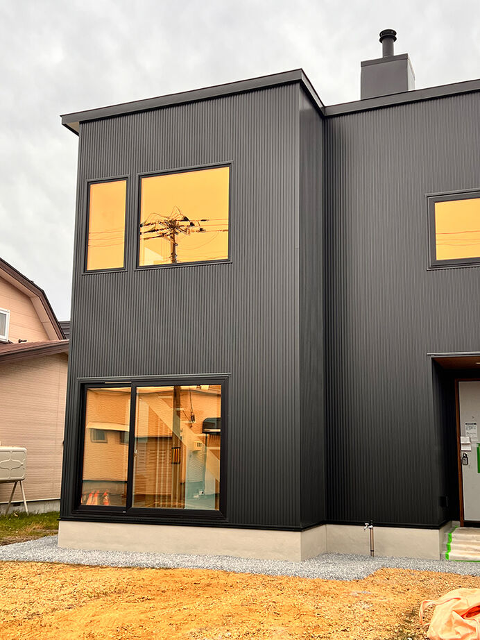 DAhome　(ディーエーホーム) 間取り図有　薪ストーブのある土間とリビングがつながる、木×アイアンがモダンなくつろぎ空間の建築実例画像14