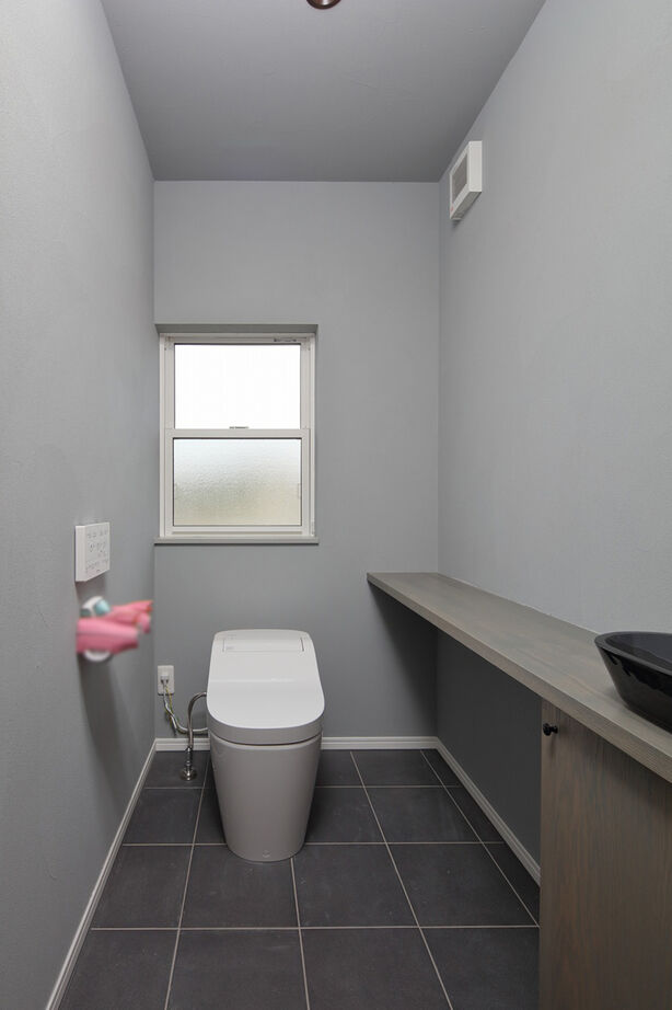 厚見建設工業 【サーフハウス／カバードポーチ】住まいづくりのプロの目も満足させた、設計・施工・表現力の建築実例画像8