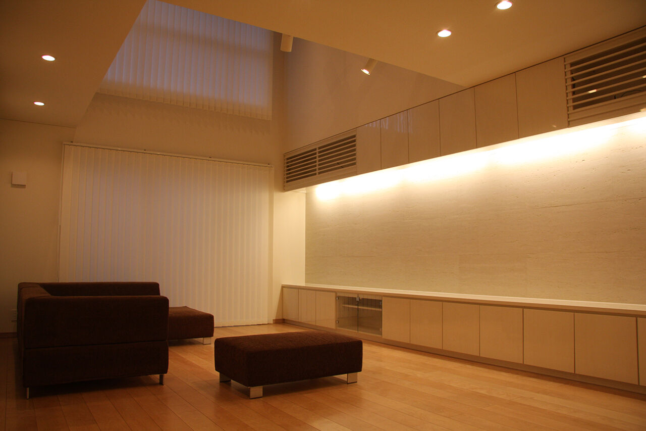 厚見建設工業 【テクノストラクチャー工法／３階建て／吹抜け】「スタイリッシュ×安心」の耐震住宅の建築実例画像2